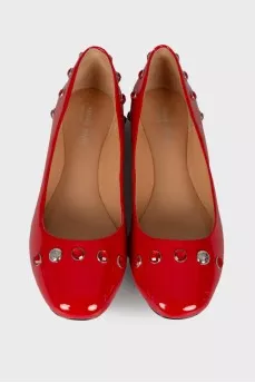 Red ballerinas with rhinestones, with a tag
