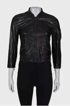 Cropped leather jacket