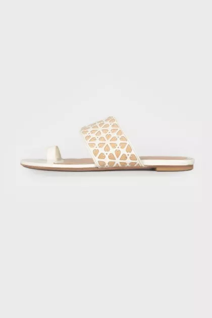 Patterned leather slippers
