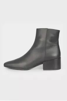 Square toe leather boots