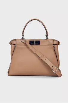 Peekaboo bag
