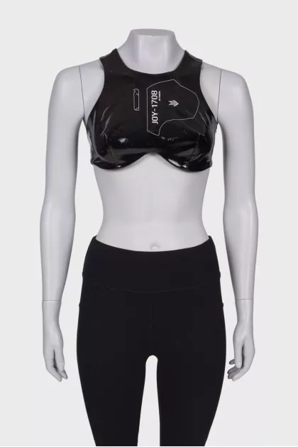 Lacquered black top