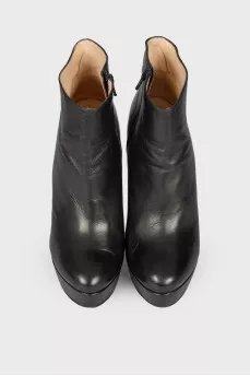 High-heeled leather ankle boots