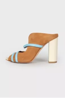 Tan suede sandals