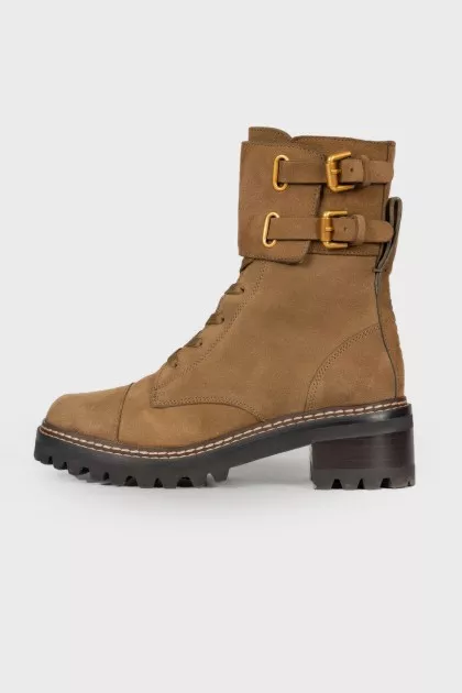 Boots Mallory