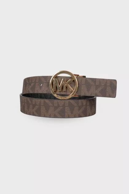 Reversible belt with brand logo