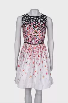 Black and white dress in floral print