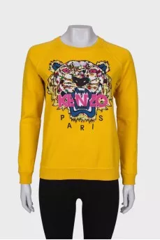 Sweatshirt with signature print