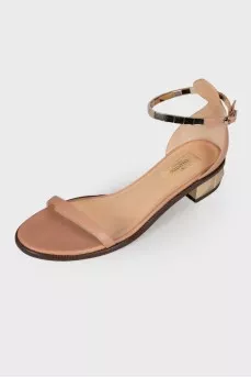 Leather sandals with gold-tone hardware