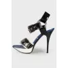 Leather sandals with decorative buckle