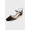 Patent leather shoes with decor