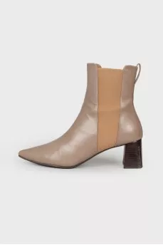 Leather boots with wooden heels