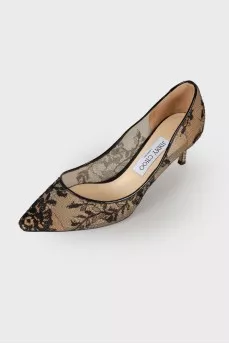 Translucent lace shoes