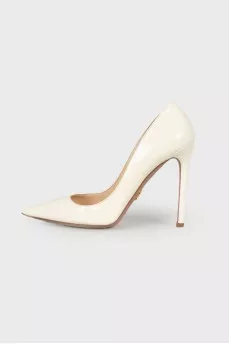 Patent white pumps