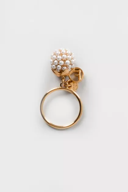 Berry-shaped pendant ring