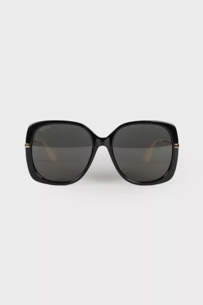 Black and white sunglasses grand