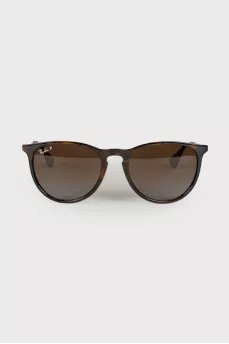 Brown sunglasses