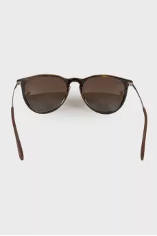 Brown sunglasses