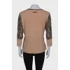 Beige pullover in lace print