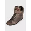 Insulated wedge boots