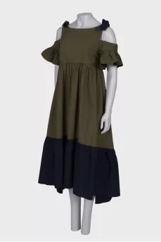 Two-tone open-shoulder dress