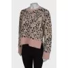 Sweater in animal print