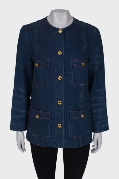 Denim jacket with golden buttons