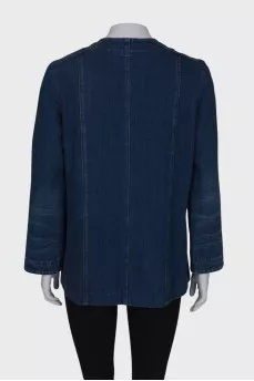 Denim jacket with golden buttons