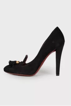 Tassel suede shoes