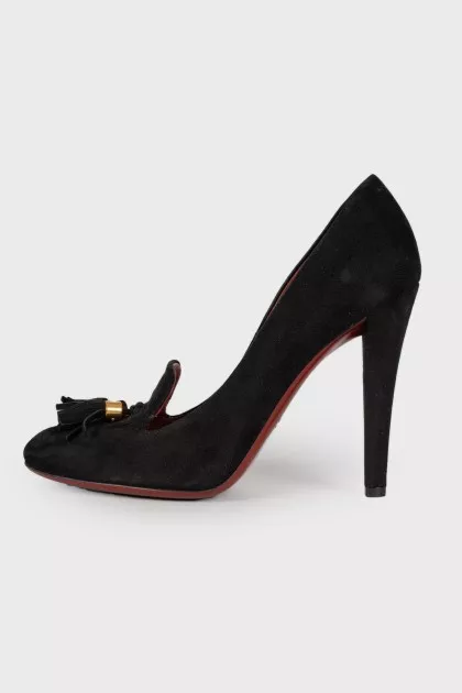 Tassel suede shoes