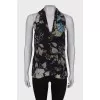 Black blouse in floral print