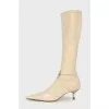 Combined pointed toe boots