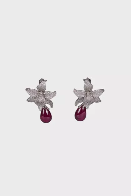 Caresse d'Orchidees clip-on earrings