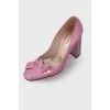 Woven heel shoes