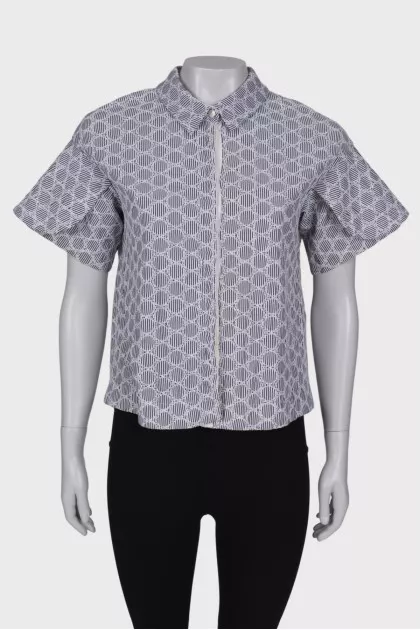 Striped shirt with short sleeves