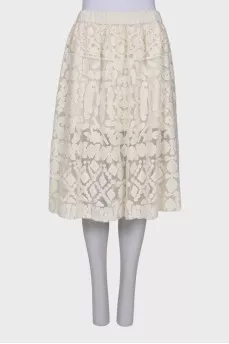 White midi skirt with embroidery