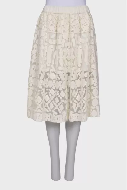 White midi skirt with embroidery