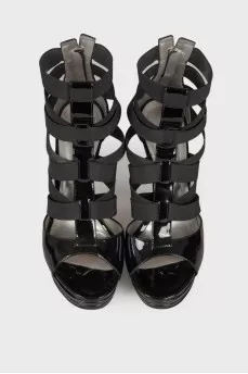 Sandals with textile inserts