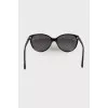 Sunglasses with brand logo