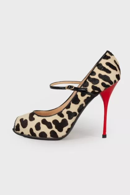 Stiletto heels in pony leather