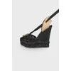 Sandals with wedge decoration