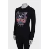 Sweatshirt with brand embroidery