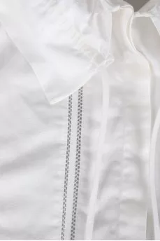 White tie collar