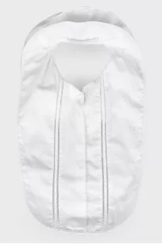 White tie collar