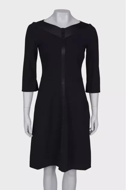 Black dress with 3/4 sleeves