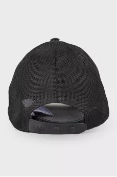 Black cap with mesh