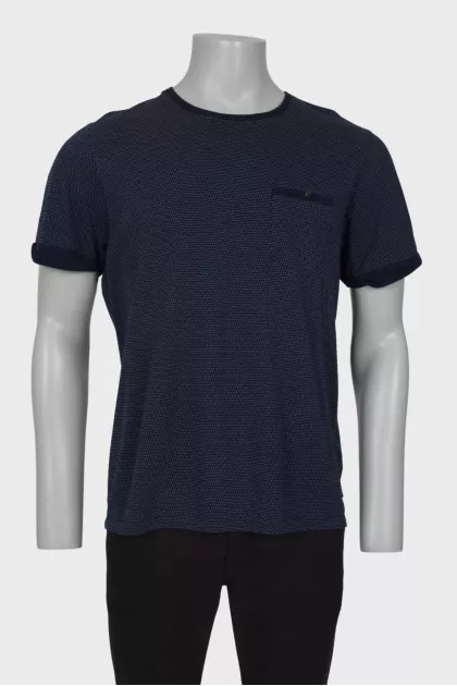 Men's T-shirt with chest pocket