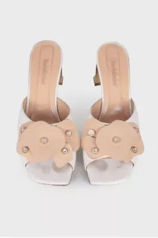 White sandals with rhinestones