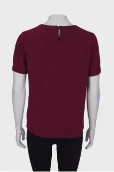 Футболка бордового цвета 