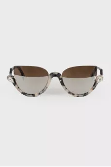 Sunglasses with rhinestones